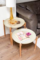 Round coffee tables