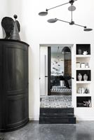 Accessories in alcoves