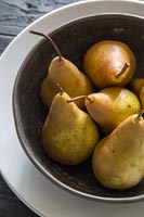 Bowl of pears