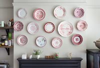 Wall-mounted vintage plates