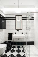 Retro black and white bathroom 