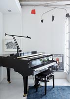 Small grand piano 
