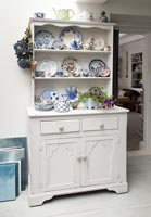 Country style dresser