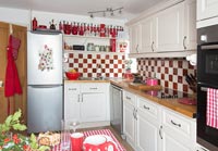 Red and white kitchen 