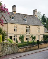 Traditional Cotswold stone home