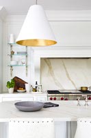 Marble splash back in white kitchen 