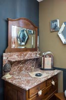 Country dressing table 