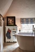 Country bathroom detail 