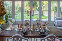 Dining table with view of town garden - Christmas 