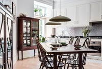 Classic dining table and cabinet 