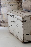 Country distressed trunk 