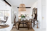 White and wood - modern country dining room 