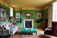 Classic colourful living room 