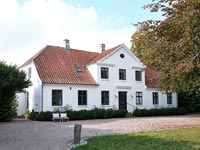 Exterior farmhouse 