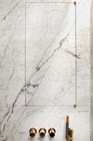 Bathroom marble wall 