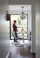 Gillian Zanre Xmas Home feature portrait