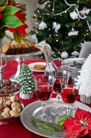 Detail of dining table at Christmas 