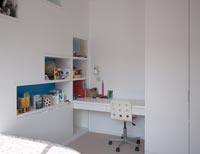 Built-in desk in childrens room 