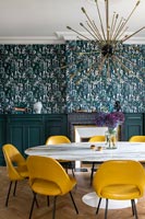 Colourful retro style dining room 