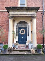 Wreath on front door 