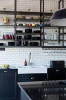 Modern black and white kitchen 