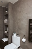Tadelakt walls in contemporary bathroom