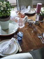 Decorative dining table setting