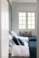 Blue and white country bedrooms 