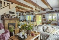 Cozy country livingroom