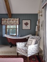 Classic country bedroom with ensuite 