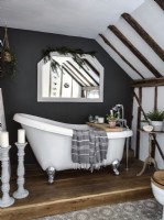 Country Style Bathroom 