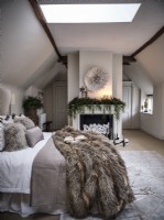 Country and classic second Bedroom 