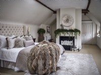 Country and classic second Bedroom 