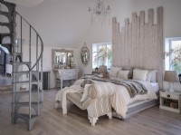 Classic country Bedroom 