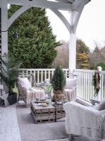 Classic country Porch 