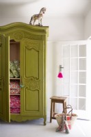 Armoire for storing bedding